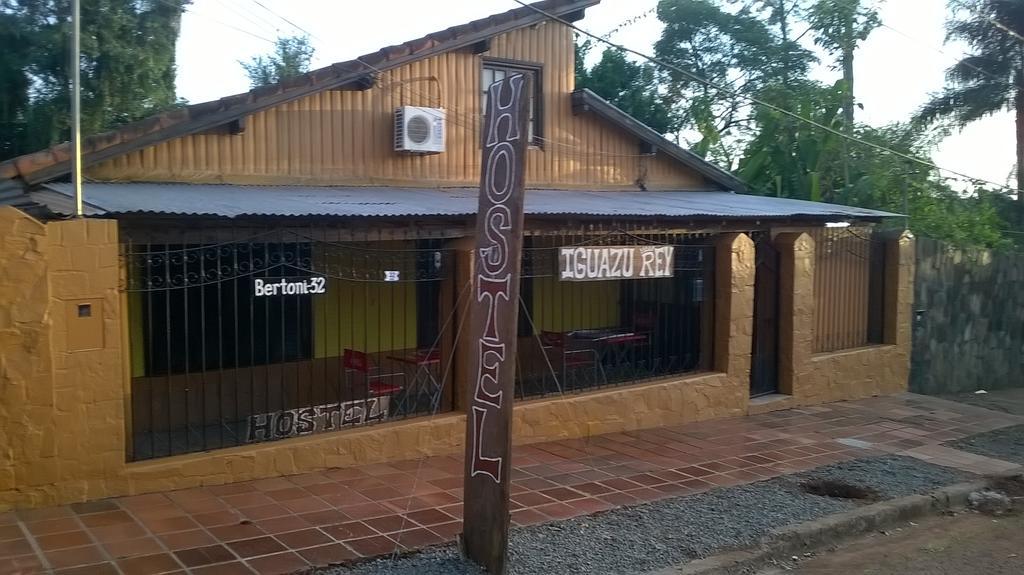 Iguazu Rey Hostel Puerto Iguazu Exterior photo
