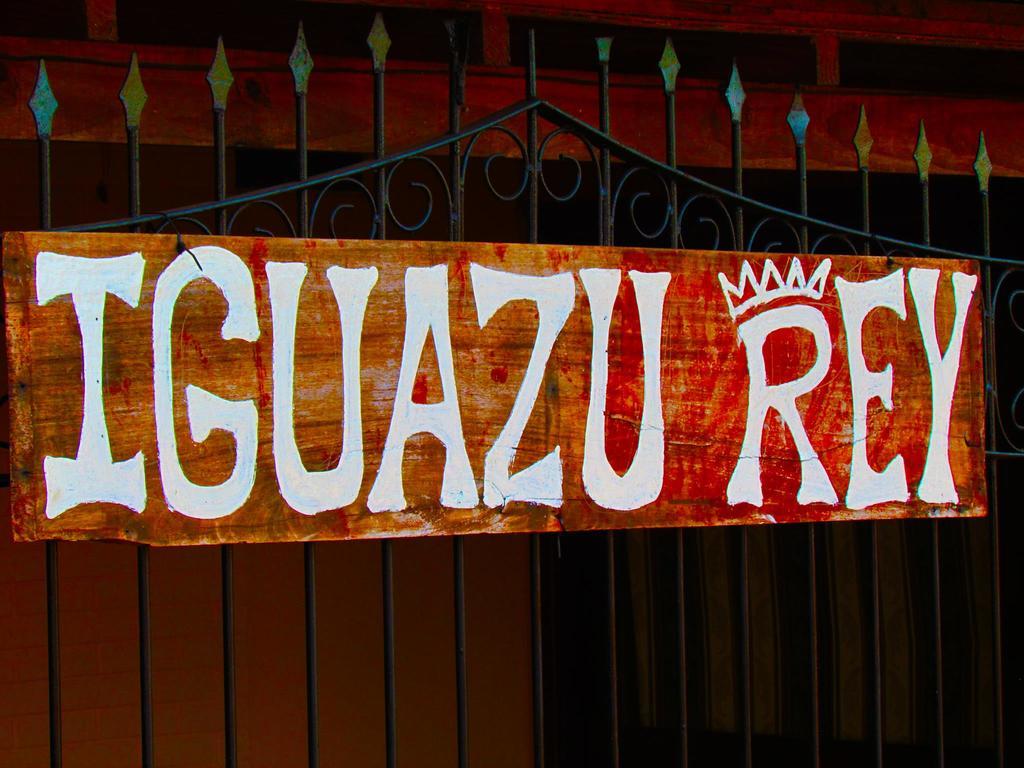 Iguazu Rey Hostel Puerto Iguazu Exterior photo