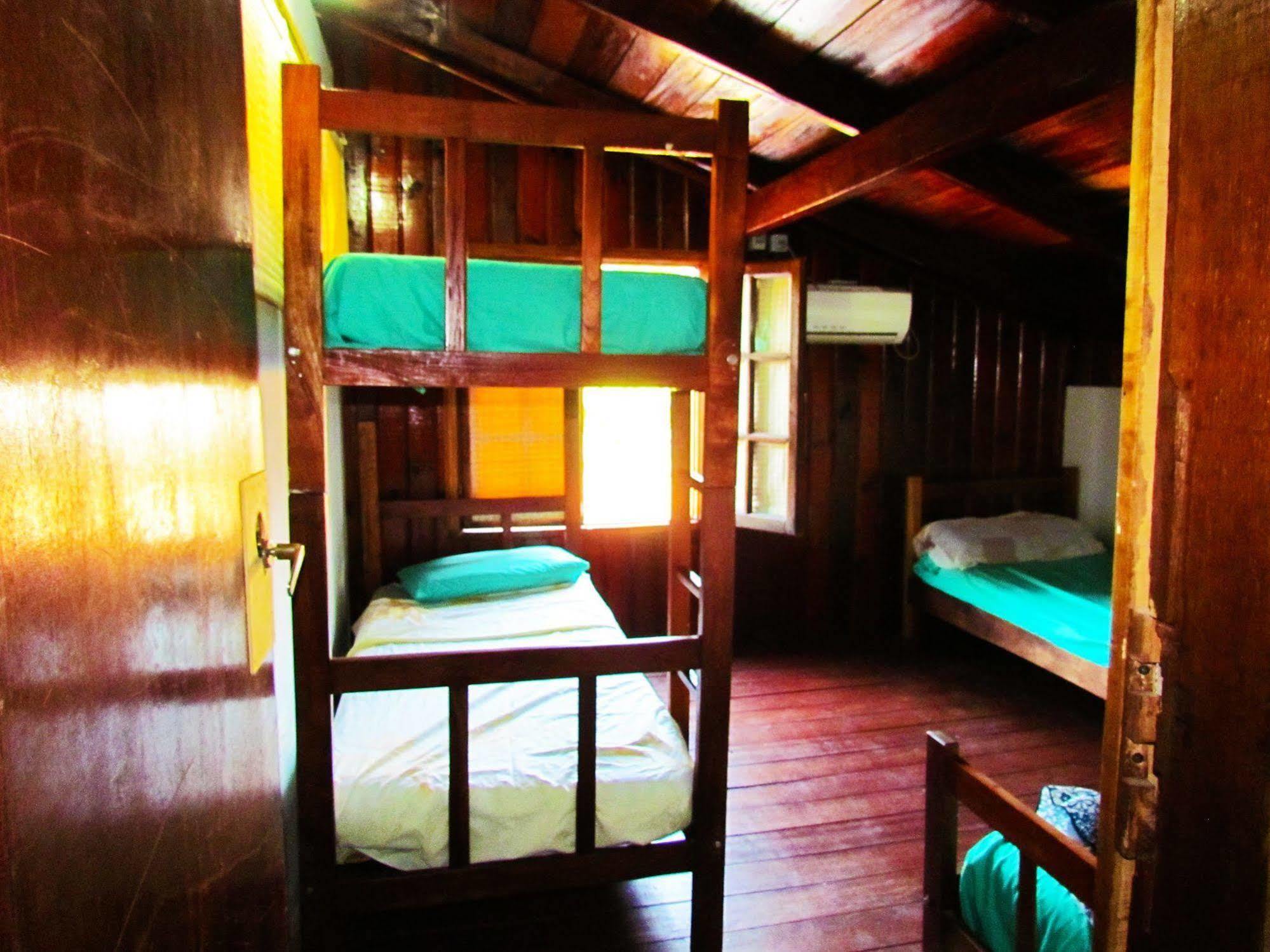 Iguazu Rey Hostel Puerto Iguazu Exterior photo